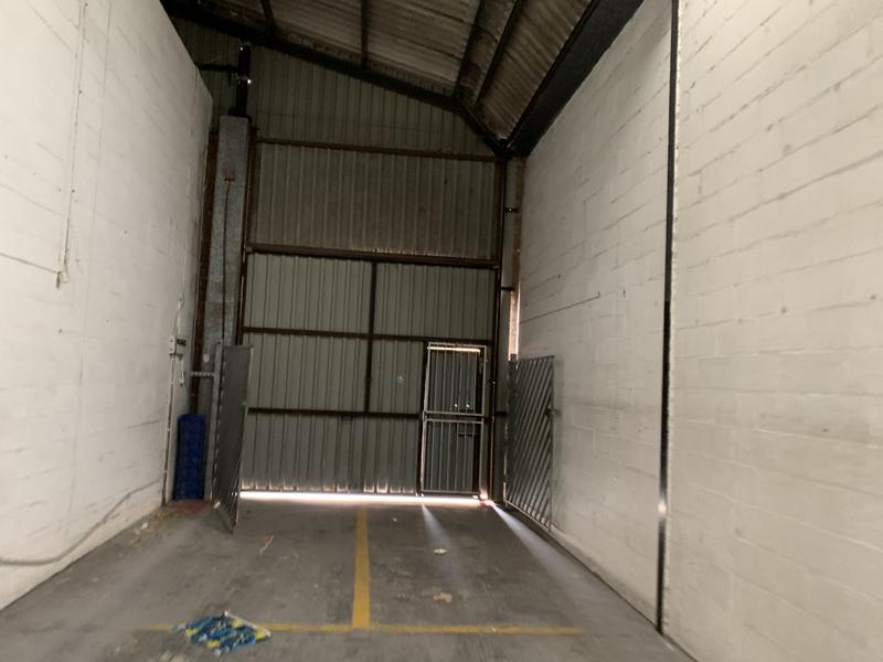 To Let Commercial Property for Rent in Montague Gardens Western Cape